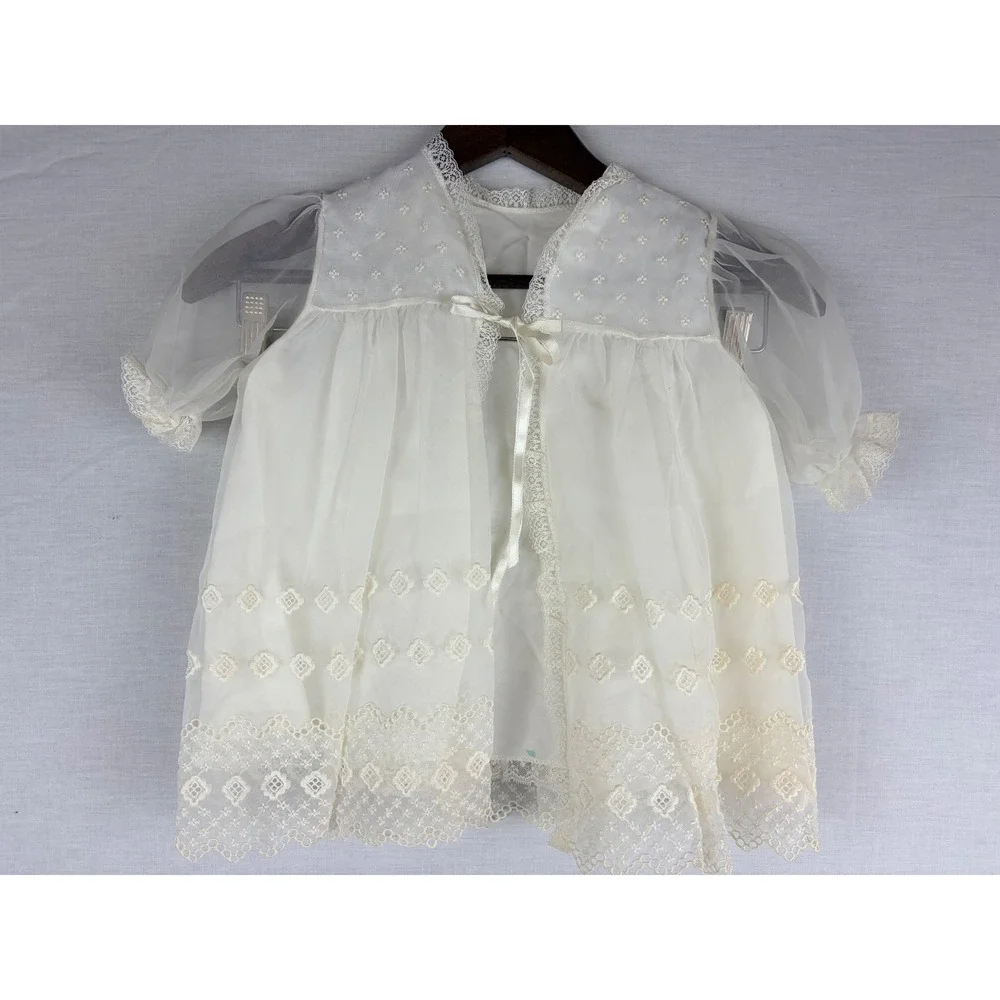 Vintage‎ White Sheer Embroidered Baby Christening Gown Lace Trim Ribbon Tie 9M
